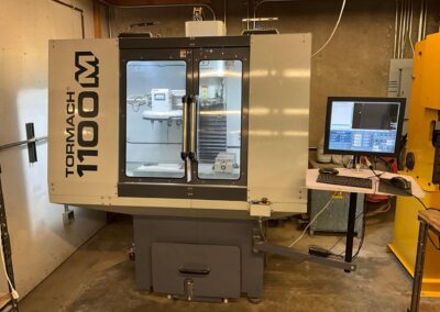 2021 tormach 1100 m cnc vmc with 4th axis tooling and accessories included