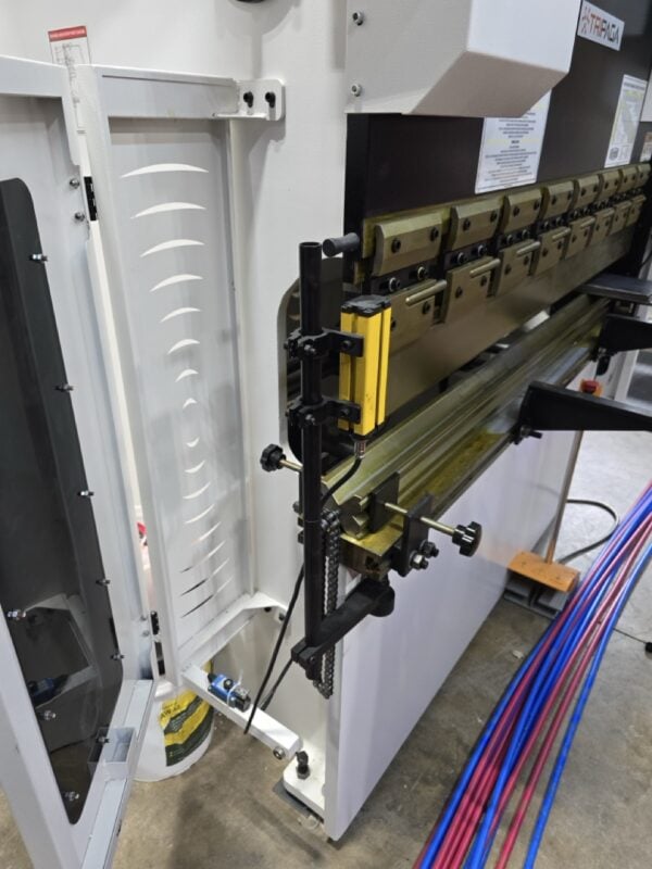 45 Ton x 5' Tommy Industrial TIHB45-5 CNC Press Brake