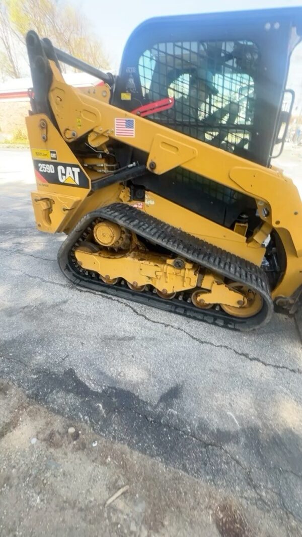 Caterpillar 259D Compact Track Loader