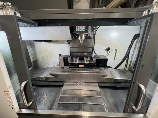 2 Haas VF-4SS VMC