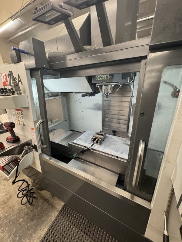 Haas VF-2SS VMC