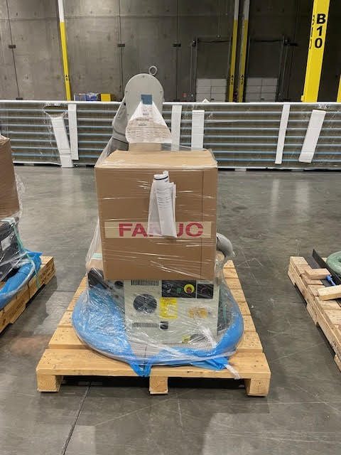 FANUC P-40iA Hazardous Location Paint Robot w/ Sealed Controller Assembly