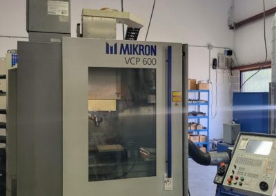 2000 mikron vcp 600 vertical machining center