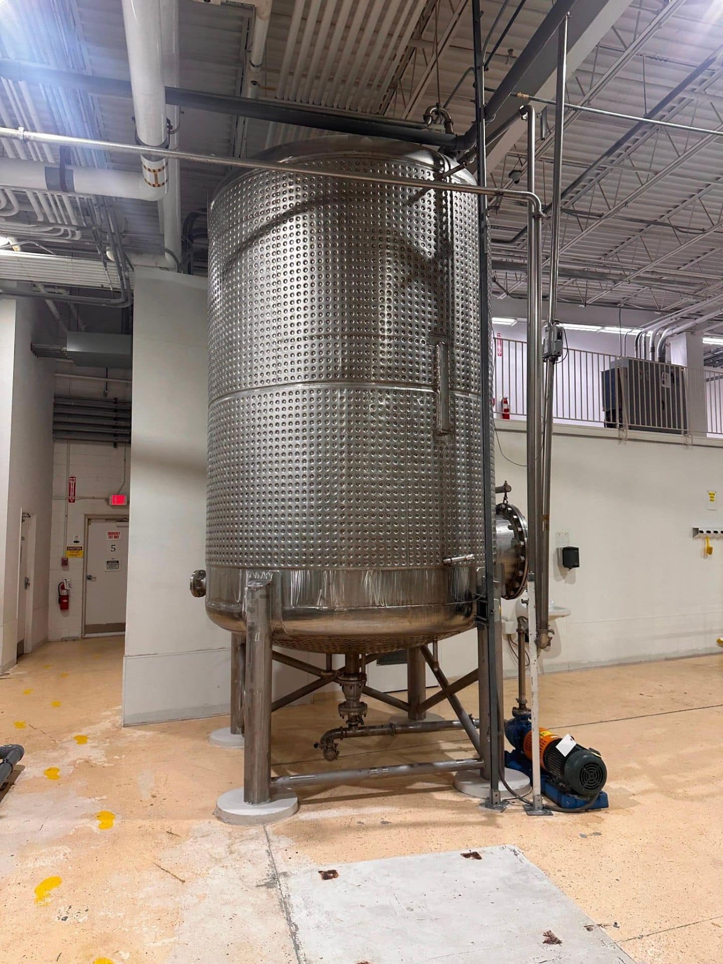 3200 gallon precision jacketed stainless tank 304ss