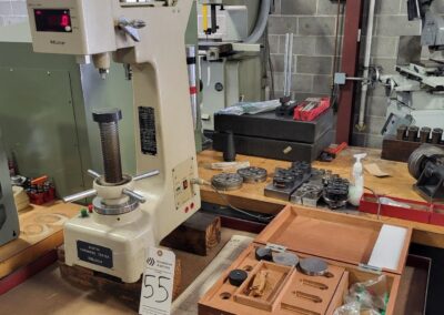 mitutoyo 940-142-1 digital hardness tester with kit