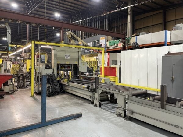 18" x 27" HEM Model F130HA-DC Double Column Programmable Auto Horizontal Band Saw, 1995 - Equipped with: Bundle cut, Auto feed, Extended conveyor