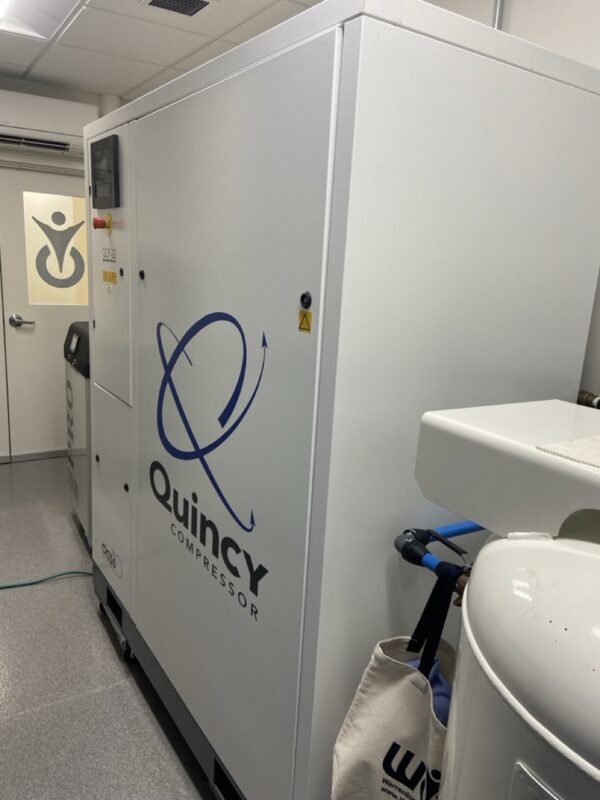 25 HP Quincy SPR22 Air Compressor, 2017 - Image 2