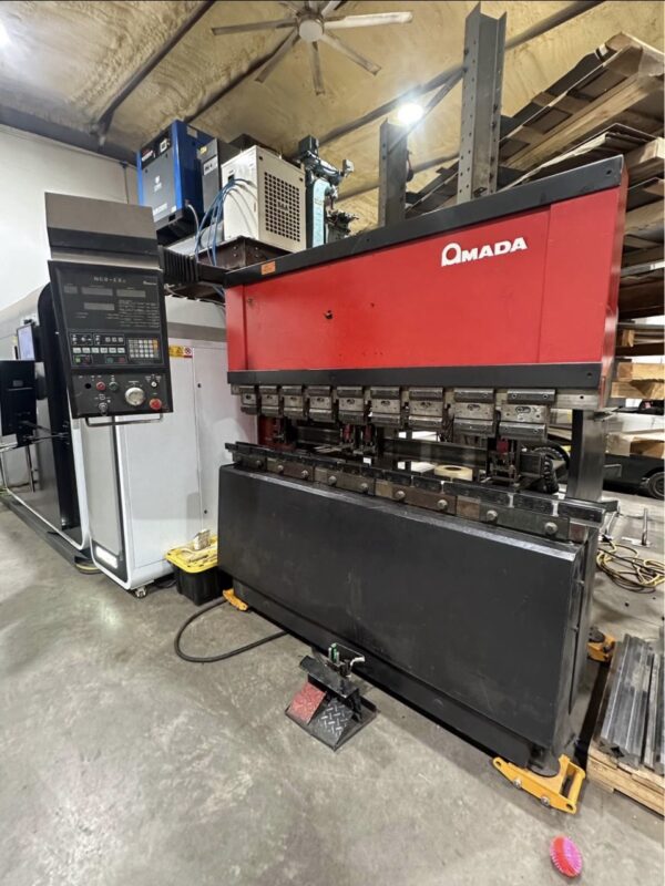 55 Ton x 6.5' Amada FBD-5020E Press Brake, 1993 - NC9-EXII Control