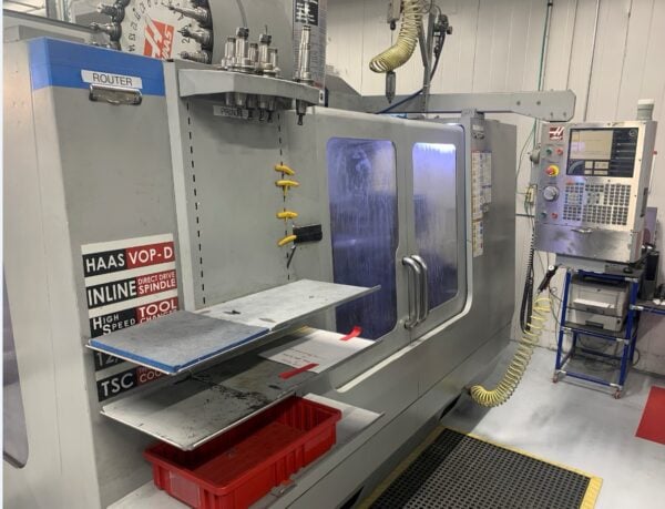 Haas VF-3SS VMC, 2007 - Probing, TSC, Trunnion
