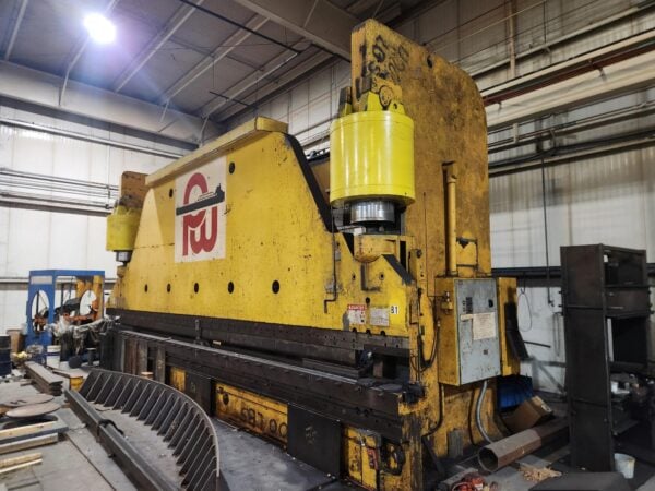 1250 Ton x 26' Cincinnati 1250H Hydraulic Press Brake, 1965