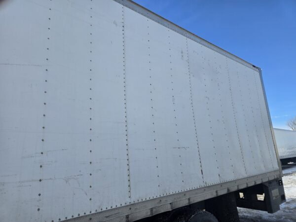 Freightliner M2 26' Straight Truck w/ Liftgate, 2014 - Image 4