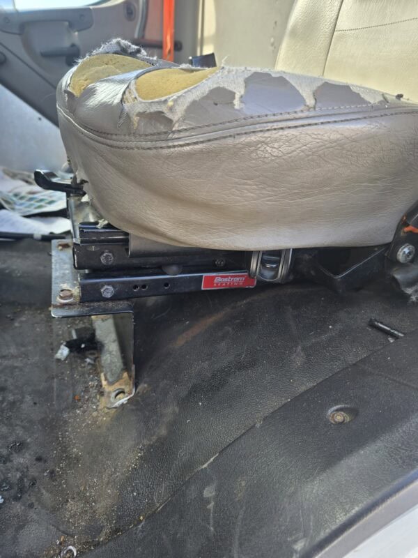 Freightliner M2 26' Straight Truck w/ Liftgate, 2014 - Image 20
