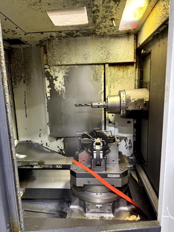 Mori Seiki NHX4000 400mm CNC HMC, 2012 - Tooling, ChipBlaster Coolant Filtration System, Chip Conveyor - Image 2