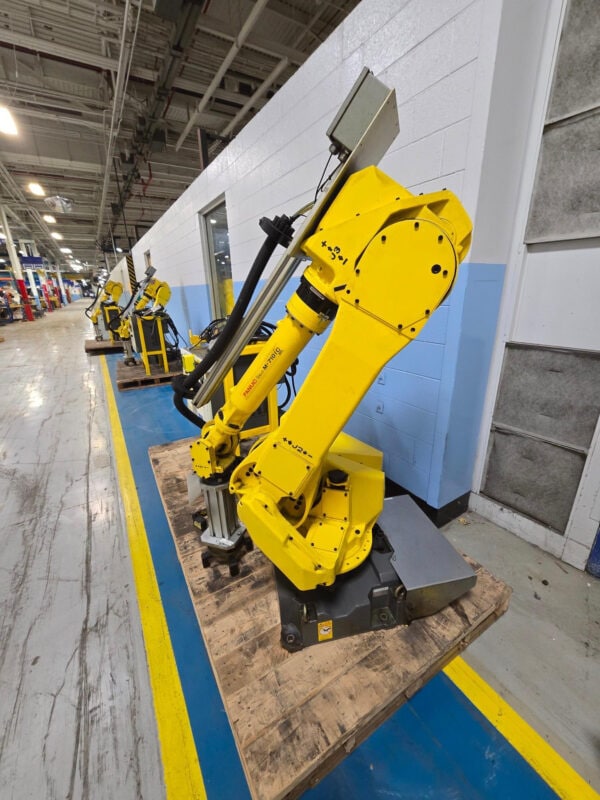 FANUC M-710iC/50 Type A05B-1125-B201 Robot, 2012 -Pendant & Power Supply R30IB - Image 2