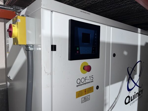 Quincy QOF 15-HP Oil-Free Tankless Scroll Compressor w/ Dryer - Image 2