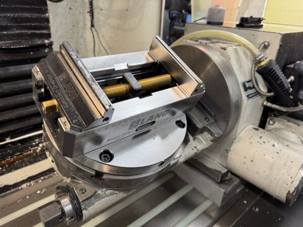 Millport Red Rhino CNC Knee Mill, 2006 - Troyke 5-Axis Rotary, Centroid M400 CNC Controller - Image 8
