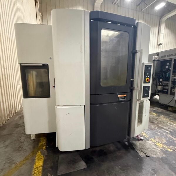 Mori Seiki NHX4000 400mm CNC HMC, 2012 - ChipBlaster Coolant Filtration System, Chip Conveyor, Tooling - Image 3