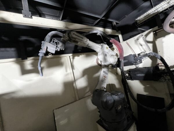 Miller Performarc 3 Arm Robotic Weld Cell, 2014 – Panasonic TA-1600 Robots - Image 4