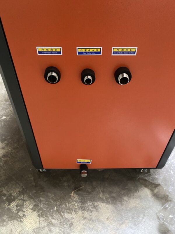 Taizhou BaoJi International Pet Blowing Machine, 2021 - Image 5