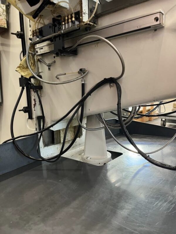 Republic Lagun MM III Manual Vertical Knee Mill, 2020 - Acu Rite DRO - Image 6