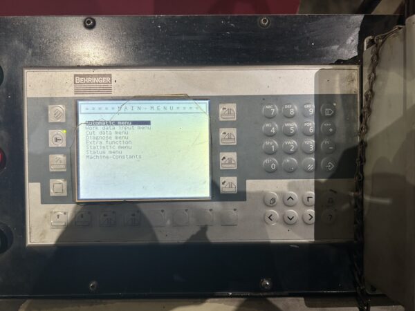 20" x 20" Behringer Model HBP-530A Automatic Horizontal BandSaw, 1998 - 50' of Conveyor Included - Image 2