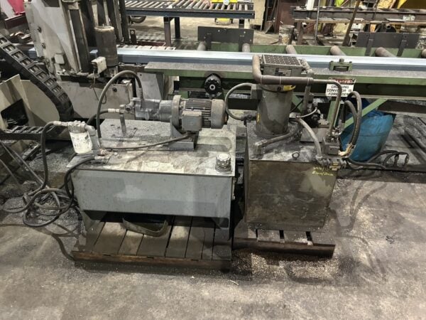 20" x 20" Behringer Model HBP-530A Automatic Horizontal BandSaw, 1998 - 50' of Conveyor Included - Image 5