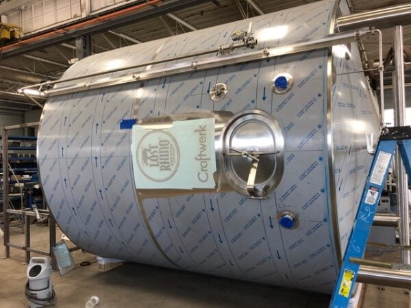 100 BBL Stainless Steel Jacketed Insulated Unitank, 2019- 100.5" O.D. 183" Height,  3 Cooling Zones w/ 2' Thick Insulation - Image 4