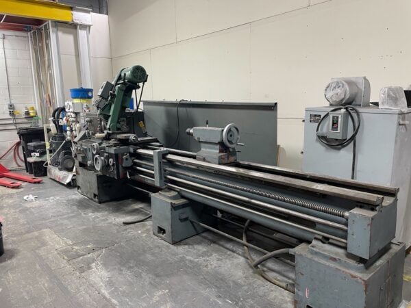 20" x 98" Tarnow Tuj 50 x 3000 Engine Lathe, 1978 - Grinding Attachment