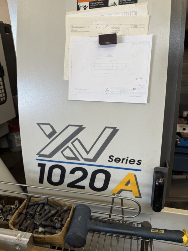 YCM XV1020A VMC, 2005 - Fanuc Control, Chip Auger, Video Available - Image 5