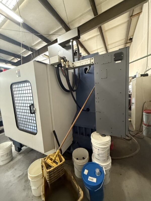 YCM XV1020A VMC, 2005 - Fanuc Control, Chip Auger, Video Available - Image 8