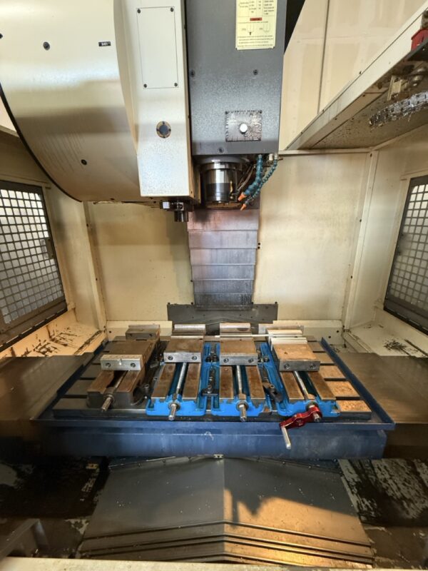 YCM XV1020A VMC, 2006 - Fanuc Control - Image 4