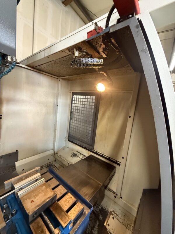 YCM XV1020A VMC, 2006 - Fanuc Control - Image 6