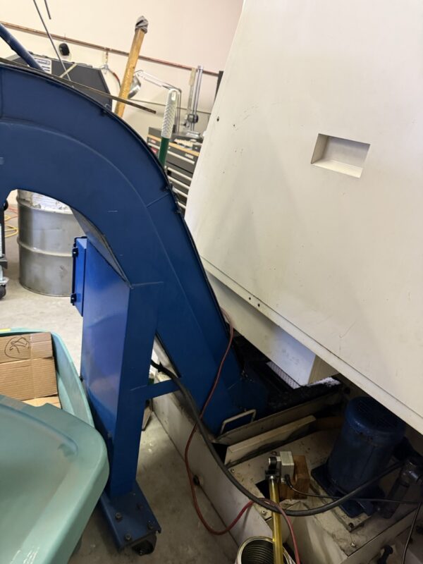 Daewoo Puma 250B CNC Lathe, 1997 - Tailstock, Fanuc Control, Chip Conveyor - Image 5