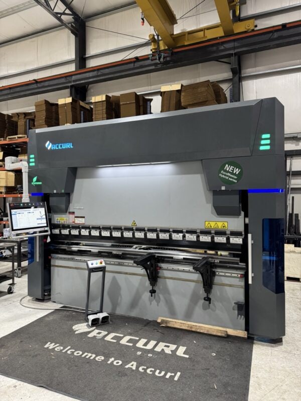 10' X 150 Ton Accurl Master CNC Press Brake, 2025 - 6+1