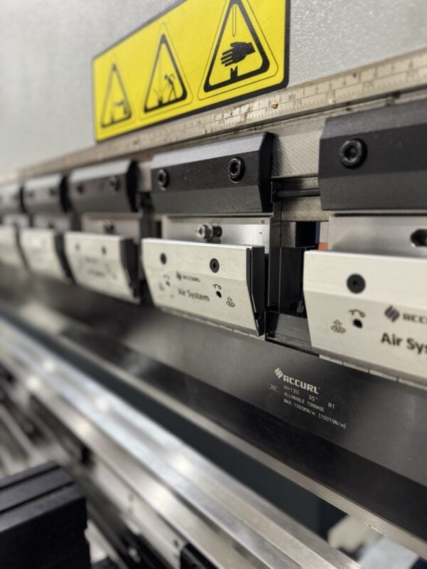 10' X 150 Ton Accurl Master CNC Press Brake, 2025 - 6+1 - Image 6