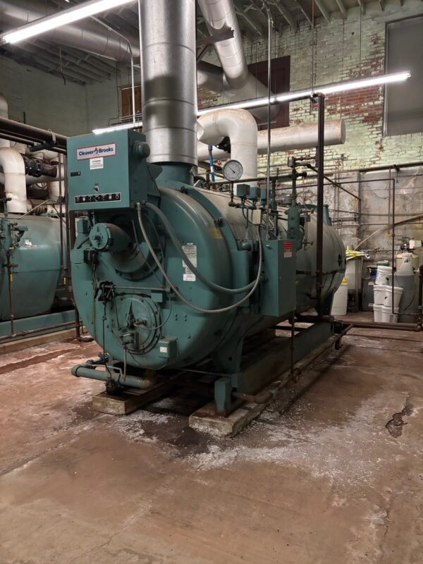 Cleaver Brooks CB700-150 Low Pressure Boiler, 2007 - Leak Present - Image 3