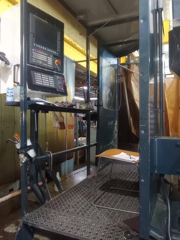 Cincinnati Milacron TC-30 CNC Horizontal Boring Mill, 1990 - Updated Fanuc 0i-MF Control - Image 9