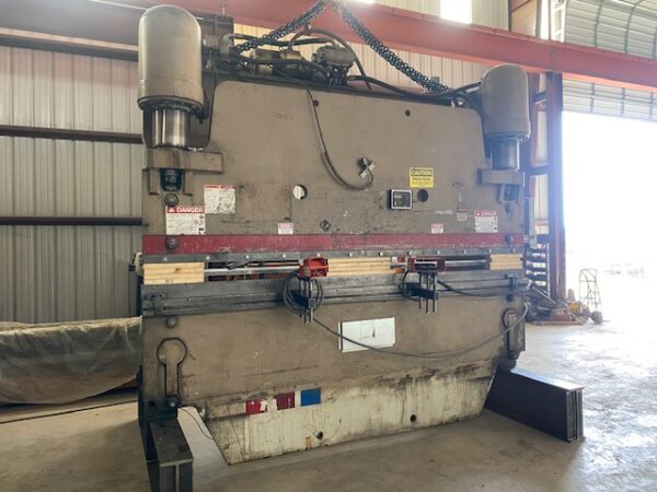 300 Ton x 12' Pacific J300-12 CNC Press Brake
