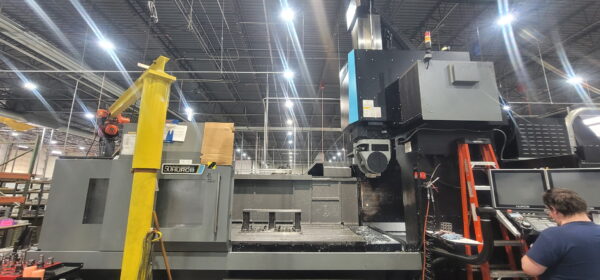 Hurco DCX-32-5Si 5-Axis CNC Bridge Mill, 2018 - 18,000 RPM, Glass Scales, Coolant Thru, Probes, Low Hours