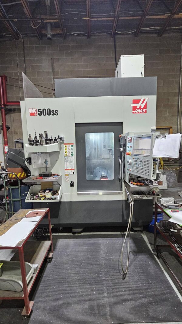 Haas UMC-500SS, 2021 - Through Spindle Coolant, Mist Extractor, Chip Conveyor