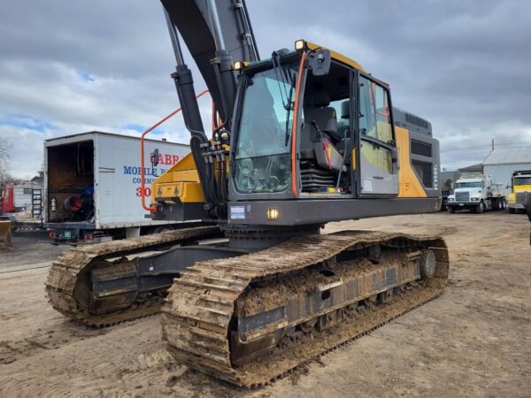 Volvo EC350 EL Excavator, 2019 - 3546 HOURS - Image 12