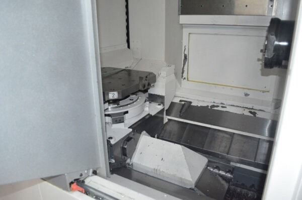 Okuma MB-5000H 500MM HMC, 2016 - TSC, Renishaw Probe, 64 ATC, XYZ Scales - Image 4