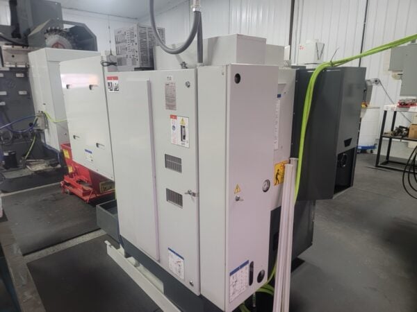 Haas ST-15 CNC Lathe, 2019 - Tailstock, Parts Catcher, Chip Conveyor - Image 3
