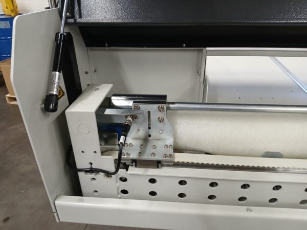 Edge Technologies Rebel 80 Barfeeder, 2023 - Never Used! - Image 6