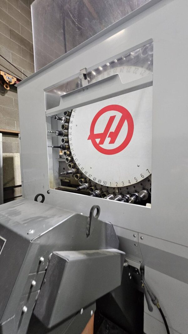 Haas UMC-500SS, 2021 - Through Spindle Coolant, Mist Extractor, Chip Conveyor - Image 3