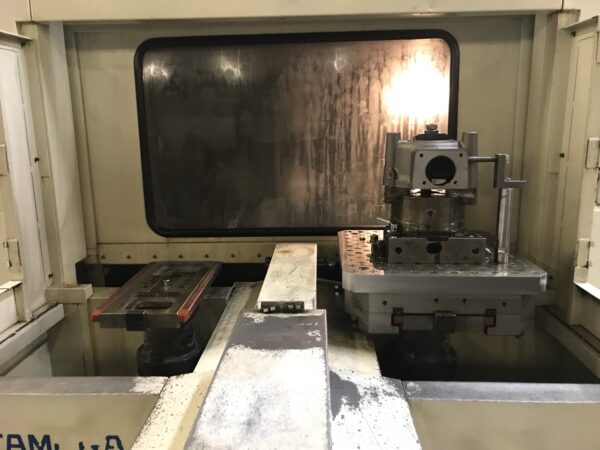 Kitamura Mycenter-500 500mm HMC, 1998 -10,000RPM, CAT50, Chip Conveyor, High Pressure Coolant, 4th Axis, Coolant Thru Spindle - Image 3