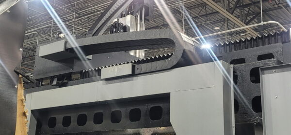 Hurco DCX-32-5Si 5-Axis CNC Bridge Mill, 2018 - 18,000 RPM, Glass Scales, Coolant Thru, Probes, Low Hours - Image 12