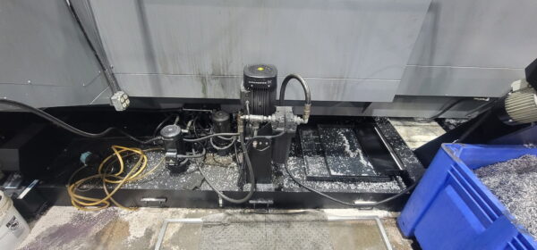 Hurco DCX-32-5Si 5-Axis CNC Bridge Mill, 2018 - 18,000 RPM, Glass Scales, Coolant Thru, Probes, Low Hours - Image 3