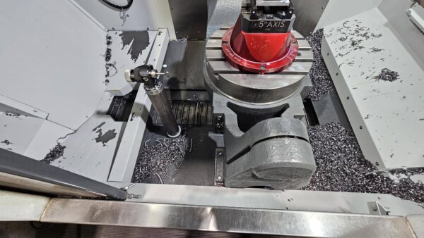 Haas UMC-500SS, 2021 - Through Spindle Coolant, Mist Extractor, Chip Conveyor - Image 5