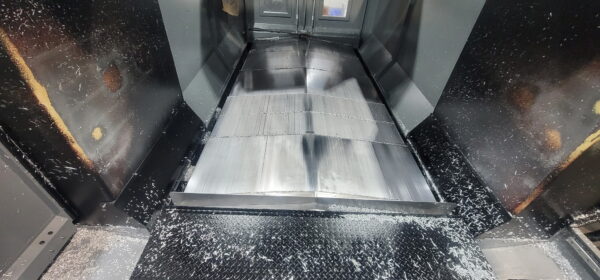 Hurco DCX-32-5Si 5-Axis CNC Bridge Mill, 2018 - 18,000 RPM, Glass Scales, Coolant Thru, Probes, Low Hours - Image 16